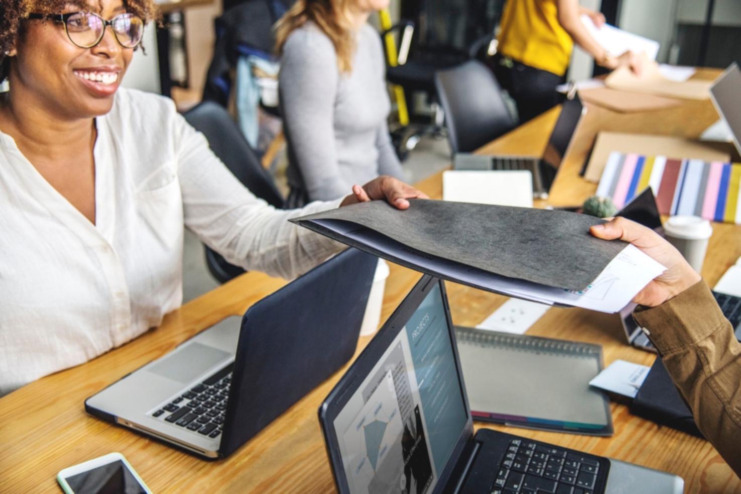 Análisis financiero y datos empresariales